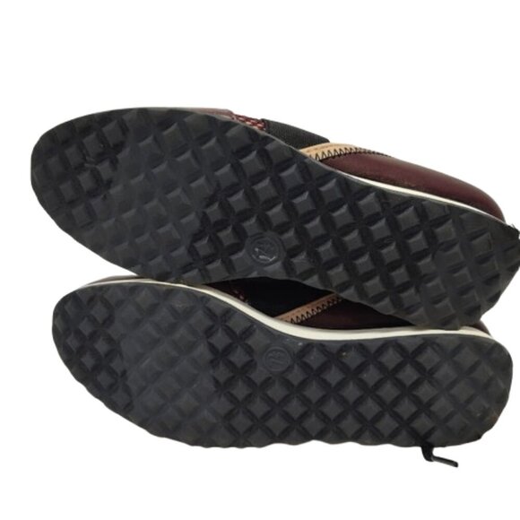 A New Day Women's Deena Burgundy &Tan Lace-up Sneakers size 7.5 - Picture 10 of 10